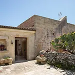 Nocleg ze śniadaniem Antica Masseria Ficazzana - Tenuta