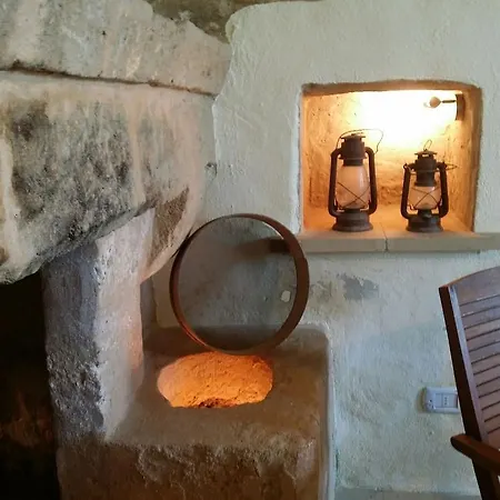 Frühstückspension Antica Masseria Ficazzana - Tenuta 3*