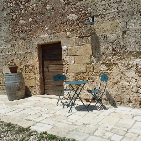 Antica Masseria Ficazzana - Tenuta Отель типа 