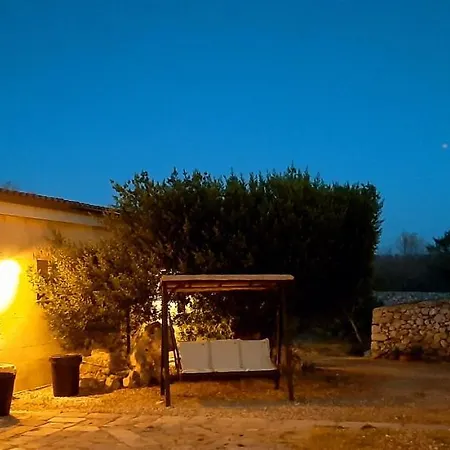 Bed & Breakfast Antica Masseria Ficazzana - Tenuta 3*