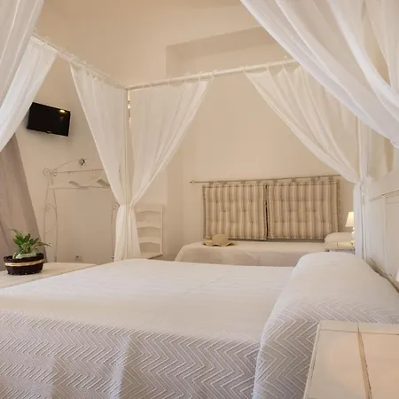 Antica Masseria Ficazzana - Tenuta 3*