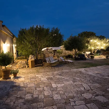 Antica Masseria Ficazzana - Tenuta