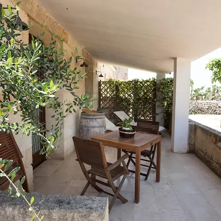 Antica Masseria Ficazzana - Tenuta 4* Marina Di Pescoluse