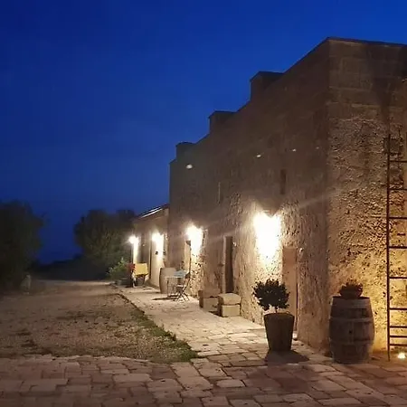 Antica Masseria Ficazzana - Tenuta Отель типа 